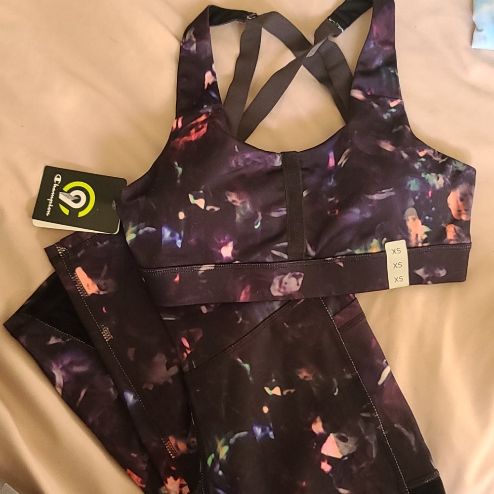Xs sports bra with s leggings